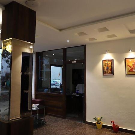 Hotel Dream Comfort Agra  Exteriör bild