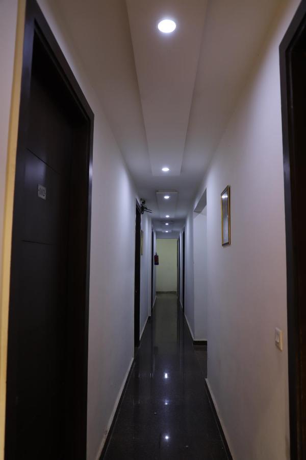 Hotel Dream Comfort Agra  Exteriör bild