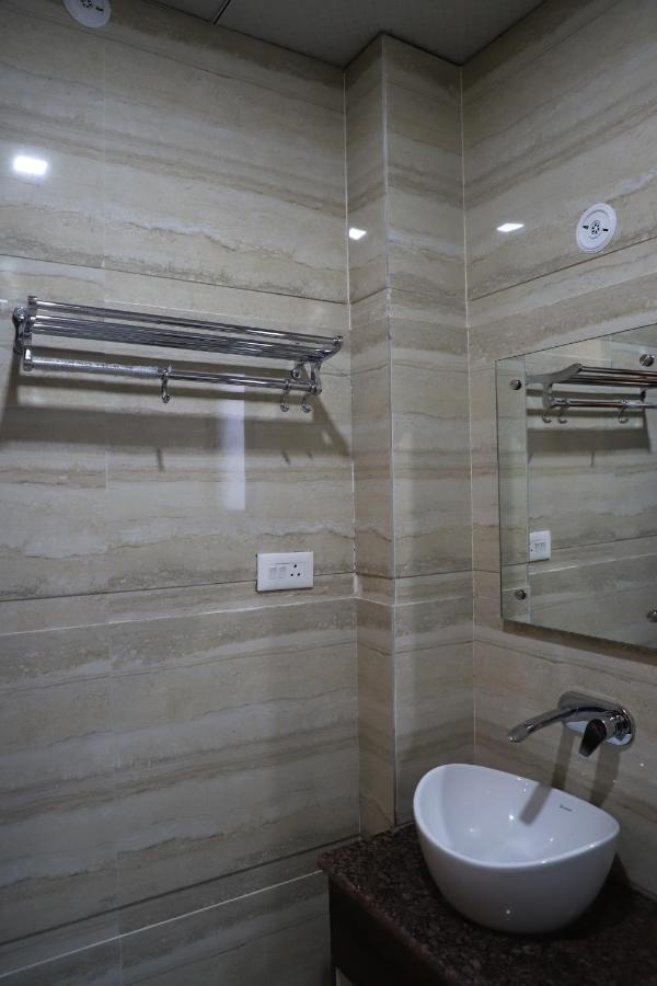 Hotel Dream Comfort Agra  Exteriör bild
